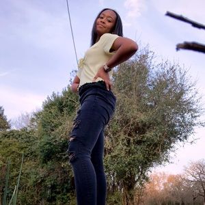 Meet your Posher, Aaliyah